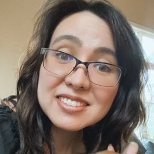 Meet your Posher, Nicole!